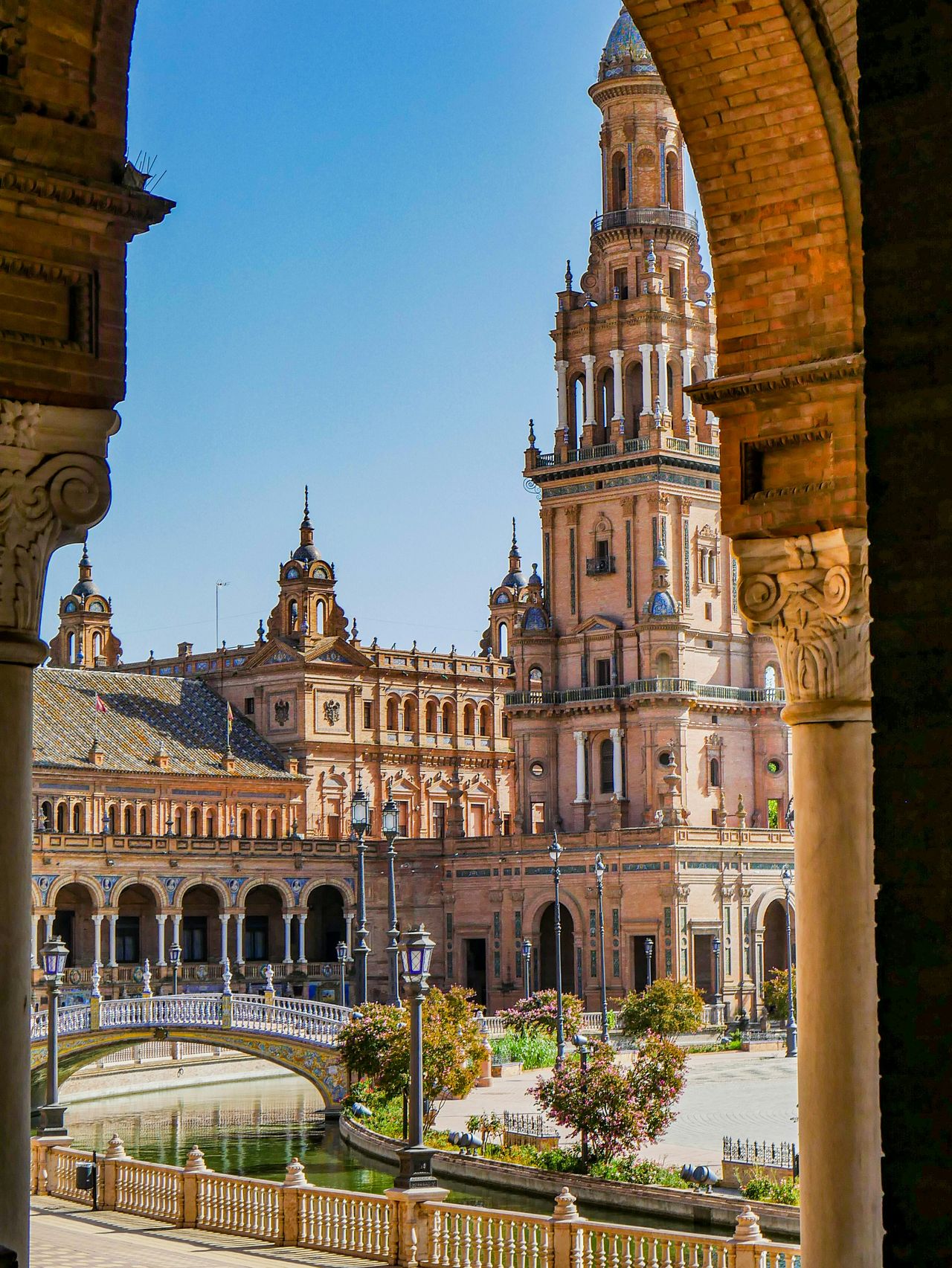 <a href=https://yoomokmin.com/places/seville>Sevilla</a>, Spain